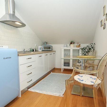 Z&A Studio Apartment With Parking Božava Екстериор снимка